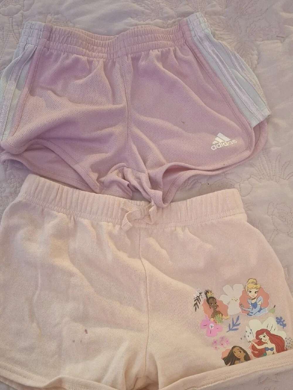 OshKosh B'gosh Light Blue Star Denim Shorts for Kids - Lot Size 5/6